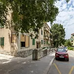 Dado