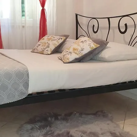 Apartment Dado