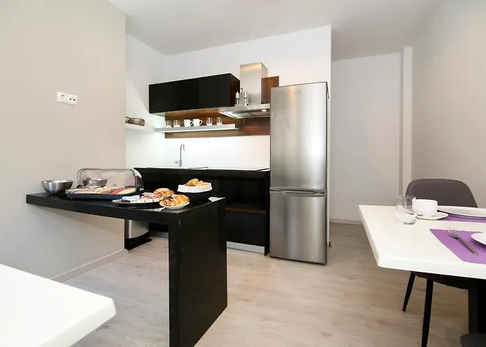 Apartment Dado